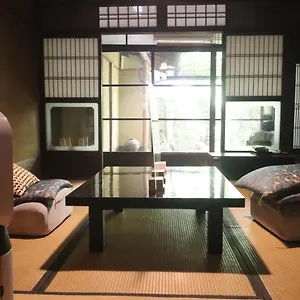 2* Guest house Gallery Nozawa